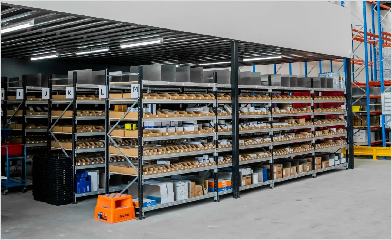 Medium Duty Long-Span Shelving